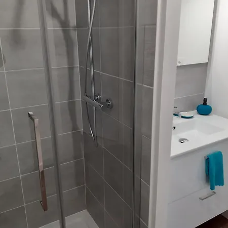 Neuf 65 M2 Lumineux Au Calme Balcon Et Parking Appartement Royan