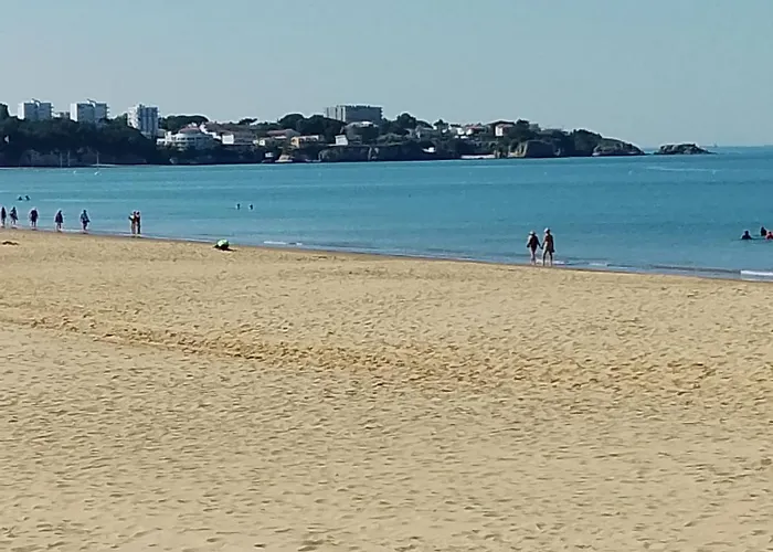 Neuf 65 M2 Lumineux Au Calme Balcon Et Parking Apartment